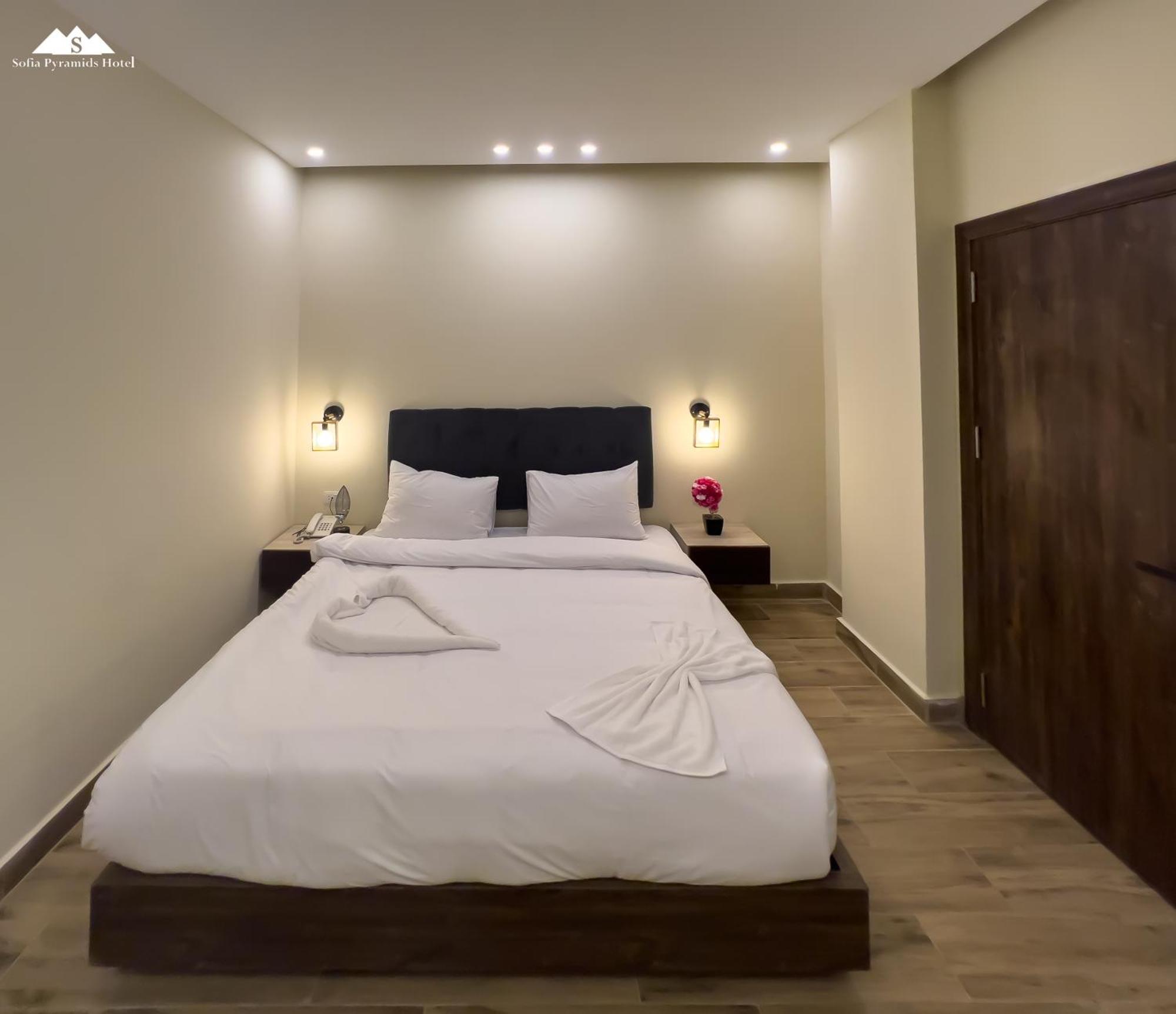 Sofia Pyramids Hotel Kafret el-Gabal Extérieur photo